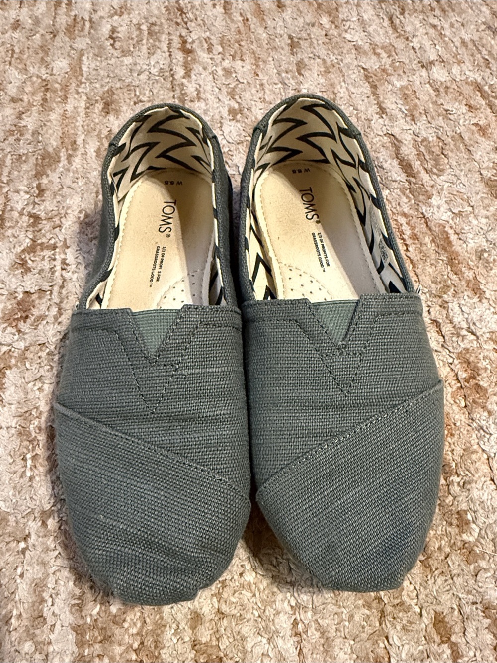 Women’s Toms
